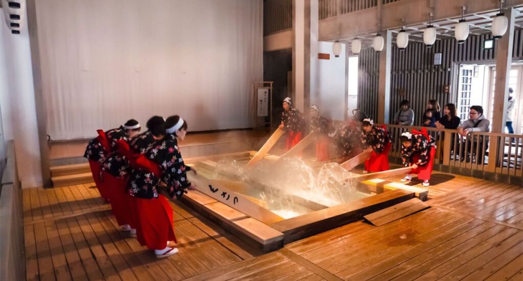 Kusatsu Onsen Hotspring Yubatake View in Gunma Prefecture