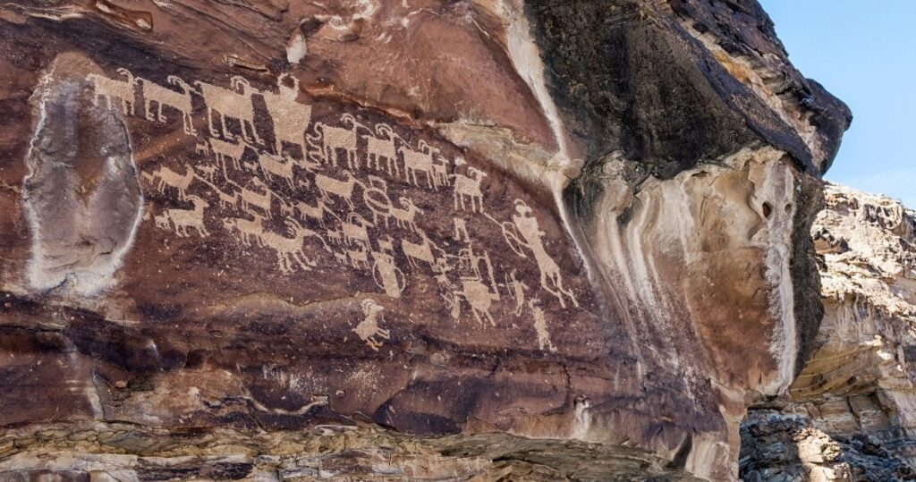 petroglyphs in nine mile canyon