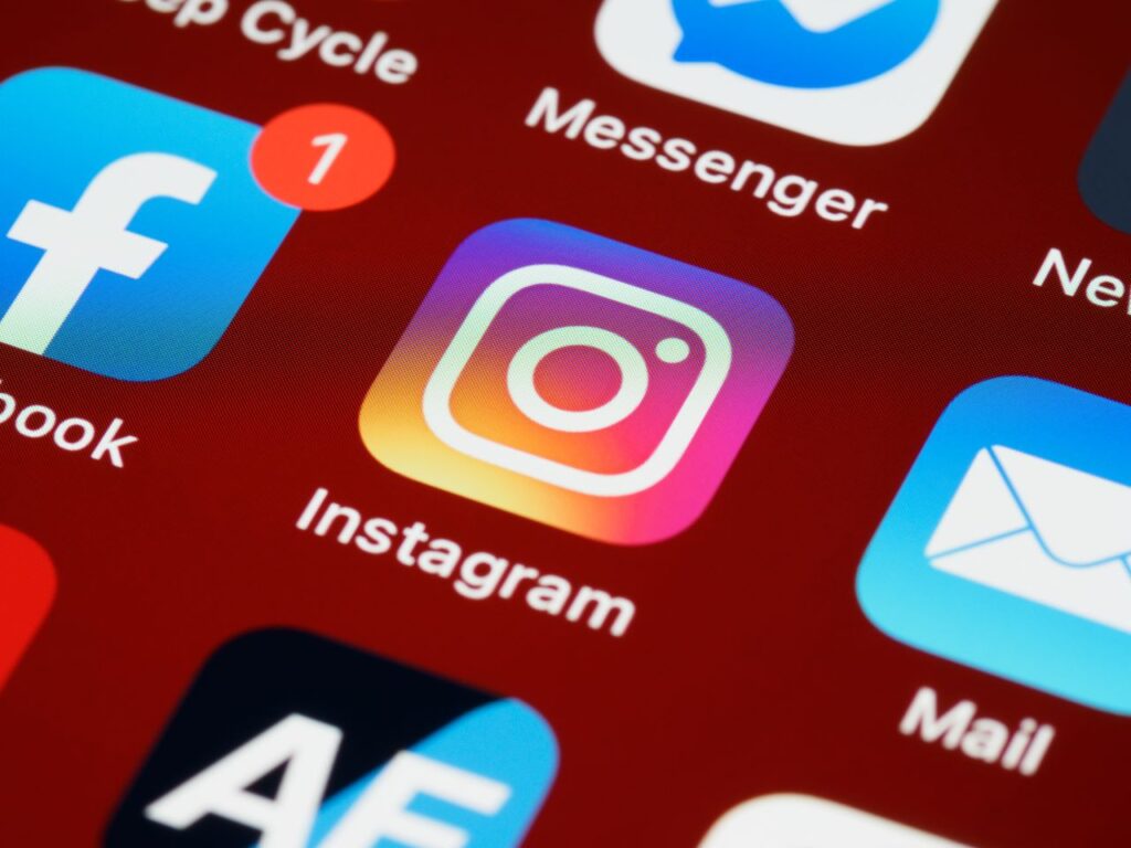 O que significa seguidor no Instagram: Compreendendo a base da sua comunidade digital 1 seguidor no Instagram